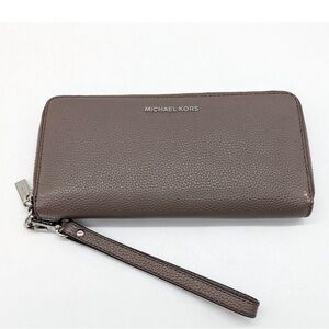 Michael Kors Cream Zip-Around Wallet